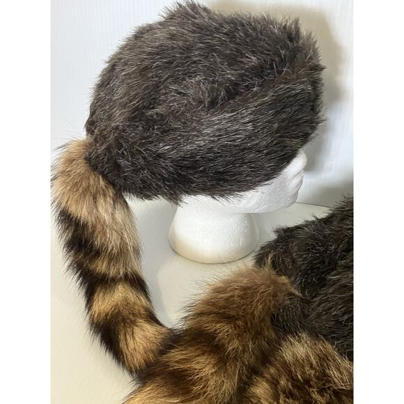 Coonskin Caps Adult Lg Set Of 4 Real Coon Tail Winter Hat Boone Davey Crockett - Picture 2 of 5